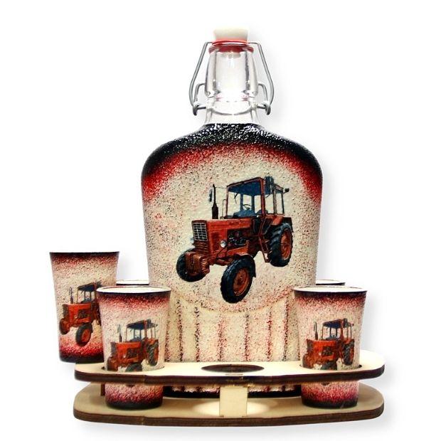 Különleges ajándék  gazdáknak - MTZ Traktor italkészlet