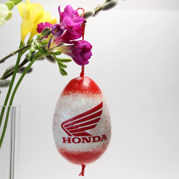 Húsvéti tojás - Honda szárny logóval