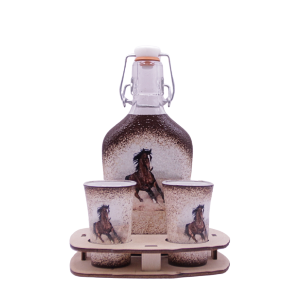 Lovas pálinka kínáló szett  - egyénre szabható ( saját ló fotója )